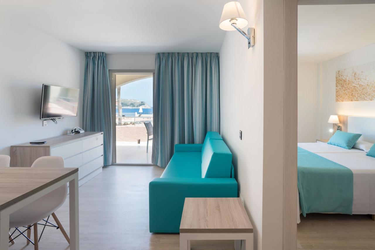 038-W-room-example-apartment-sea-view-21-apartment-sea-view-3-a
