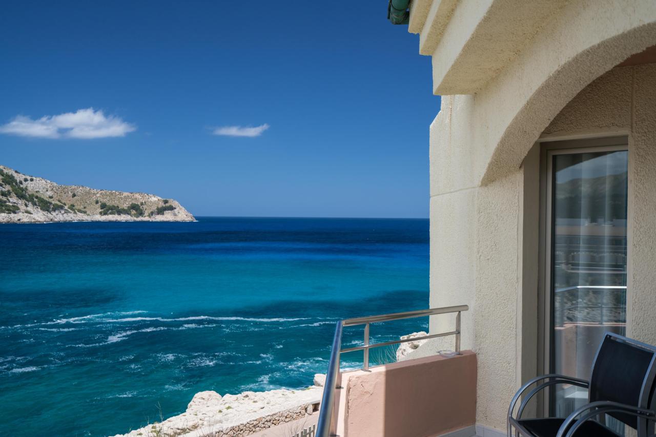 042-W-room-example-apartment-sea-view-21-apartment-sea-view-3-a