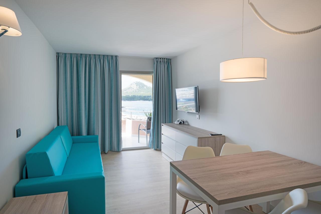 043-W-room-example-apartment-sea-view-21-apartment-sea-view-3-a
