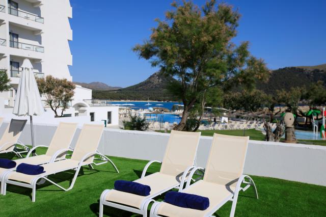014-P-pool_109996912