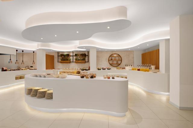 008-R-restaurant_109938807