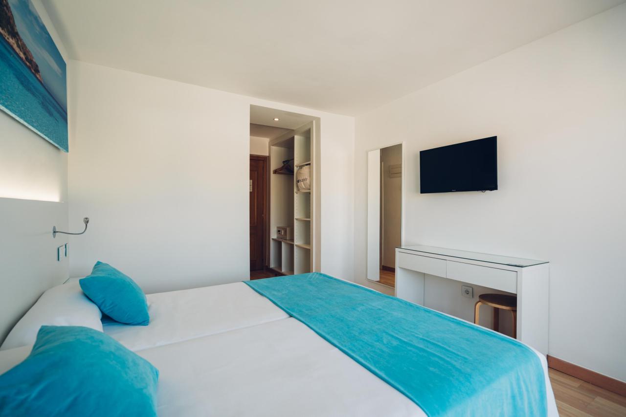 019-W-room-example-doble-estandar-uso-individual-double-room-st