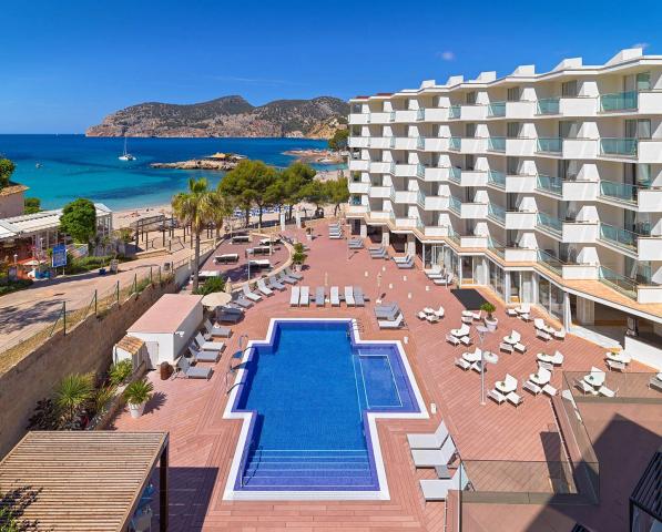 01_HBMHotelPool1