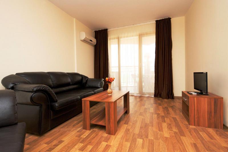 Adria Tours Golden Rainbow VIP Residence Bulg ria Burgasz Napospart